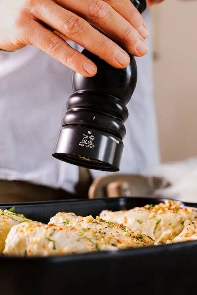 Billig ???? Blitzangebot ???? PEUGEOT Salzmühle Paris U′Select Satin-schwarz 22 Cm ✔️ ???? -BERNDES-Shop Paris Satin Black 41908 41915 41922 41939 close up Petit Studio Grands Boulevards until 2032 06 2